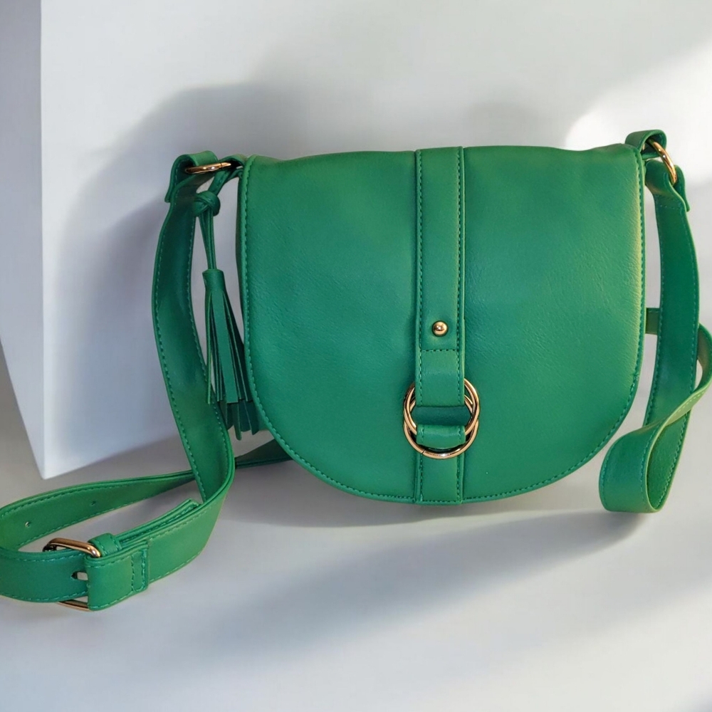 Green Crossbody Bag New Avon signature collection